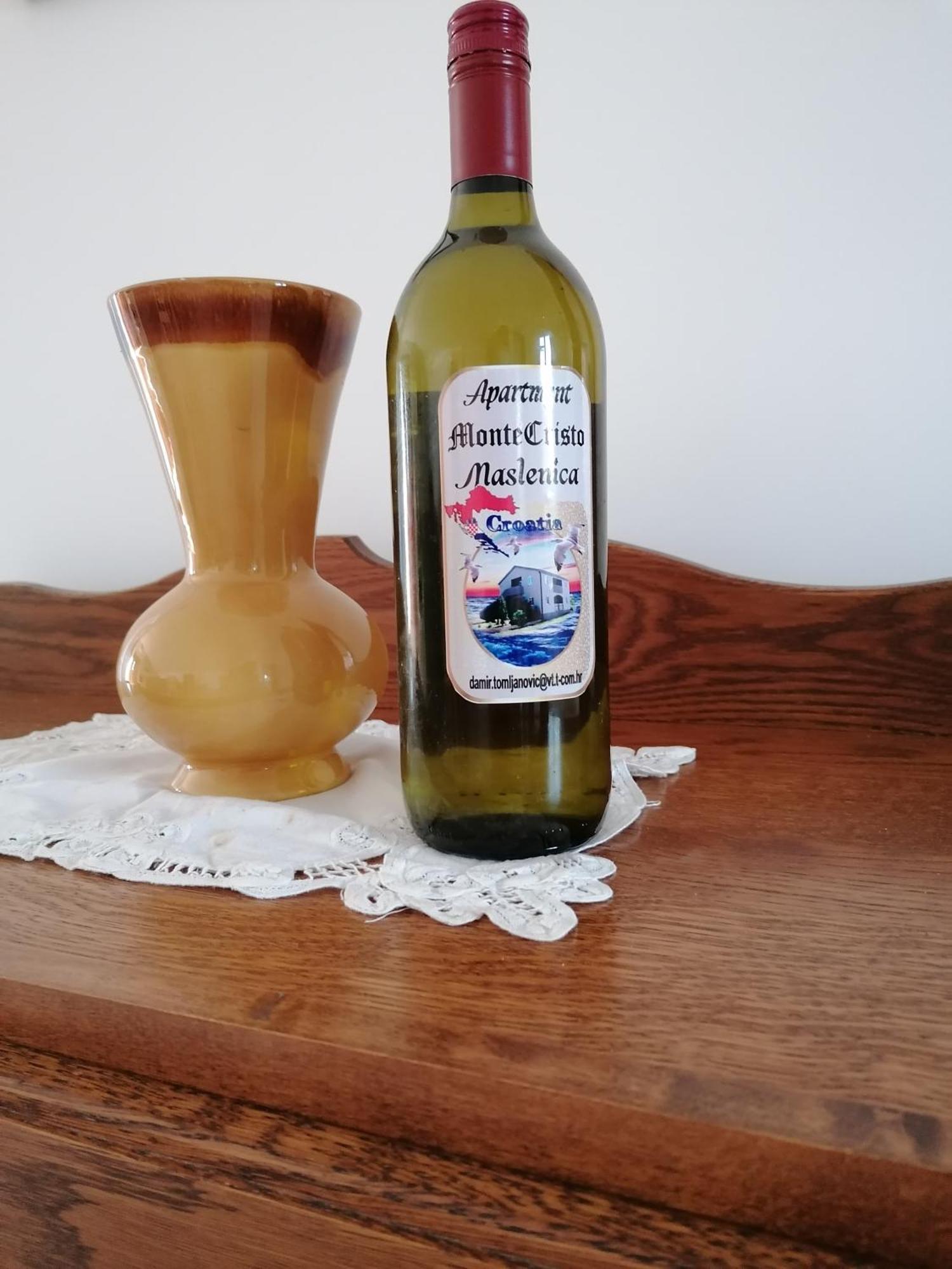 מסלניקה Apartman Monte Cristo מראה חיצוני תמונה